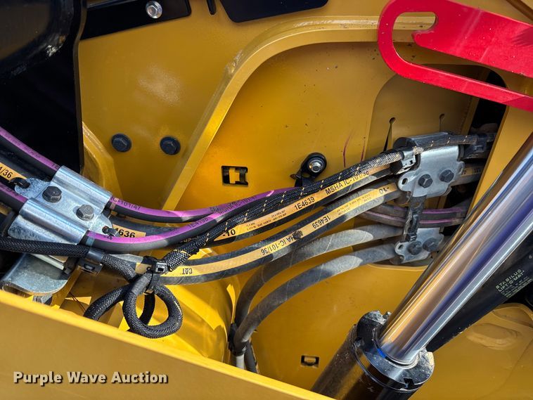 image for item DU0251 2025 Caterpillar 255 tracked skid steer loader