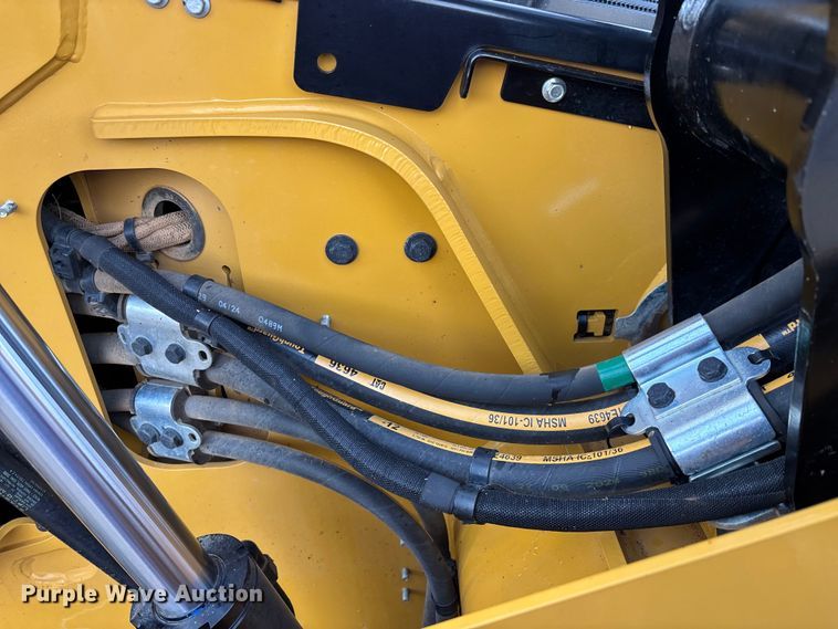 image for item DU0251 2025 Caterpillar 255 tracked skid steer loader