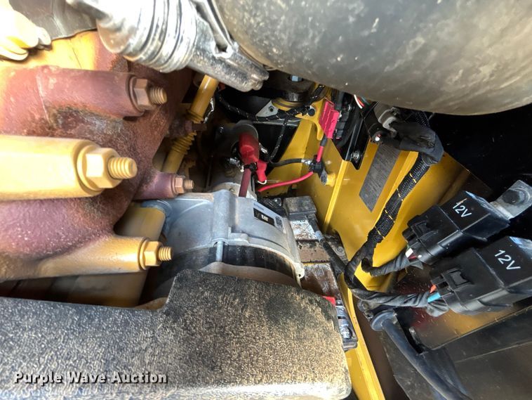 image for item DU0251 2025 Caterpillar 255 tracked skid steer loader