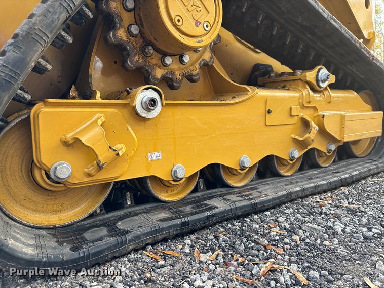 image for item DU0251 2025 Caterpillar 255 tracked skid steer loader