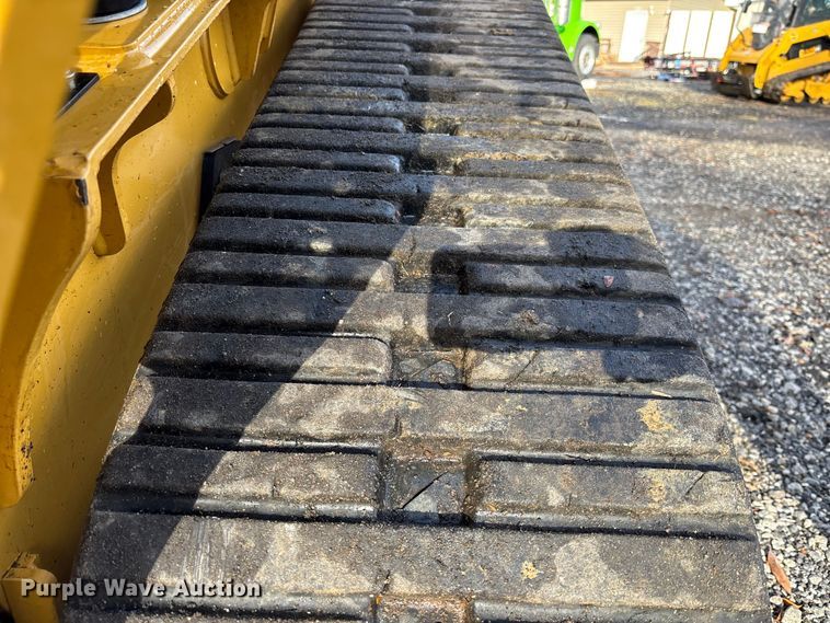 image for item DU0251 2025 Caterpillar 255 tracked skid steer loader