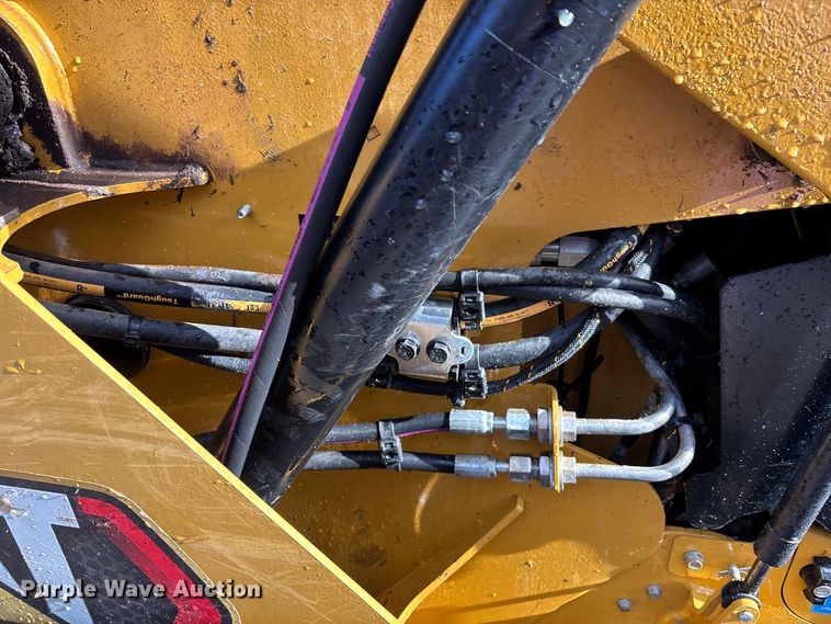 image for item DU0252 2023 Caterpillar 259D3 tracked skid steer loader