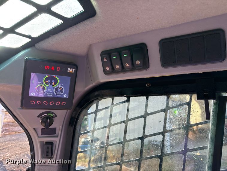 image for item DU0252 2023 Caterpillar 259D3 tracked skid steer loader