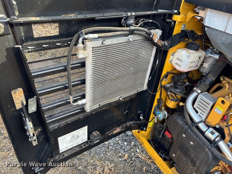 image for item DU0252 2023 Caterpillar 259D3 tracked skid steer loader