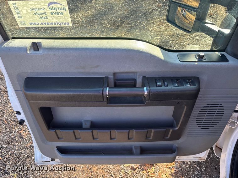 image for item DU0254 2014 Ford F550 dump flatbed truck