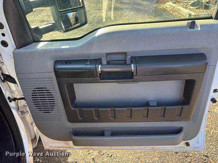 image for item DU0254 2014 Ford F550 dump flatbed truck