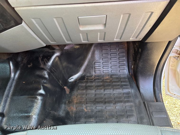 image for item DU0254 2014 Ford F550 dump flatbed truck