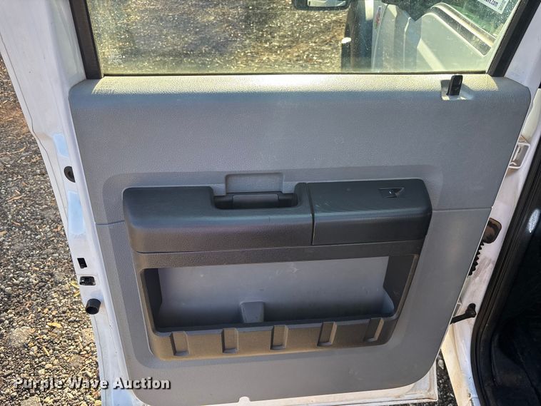 image for item DU0254 2014 Ford F550 dump flatbed truck