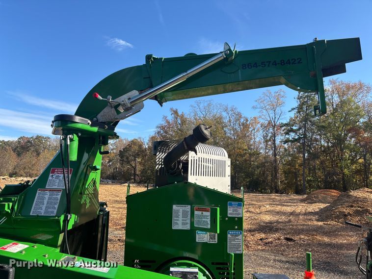 image for item DU0256 2025 Bandit 19XPC wood chipper