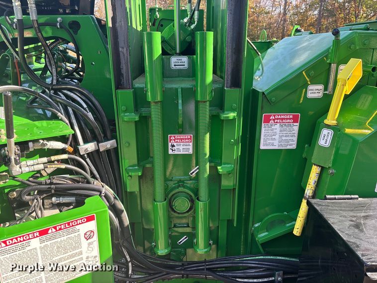 image for item DU0256 2025 Bandit 19XPC wood chipper