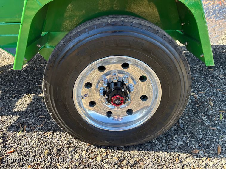 image for item DU0256 2025 Bandit 19XPC wood chipper