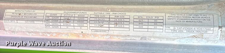 image for item DU0257 2000 Peterbilt 378 grapple crane truck