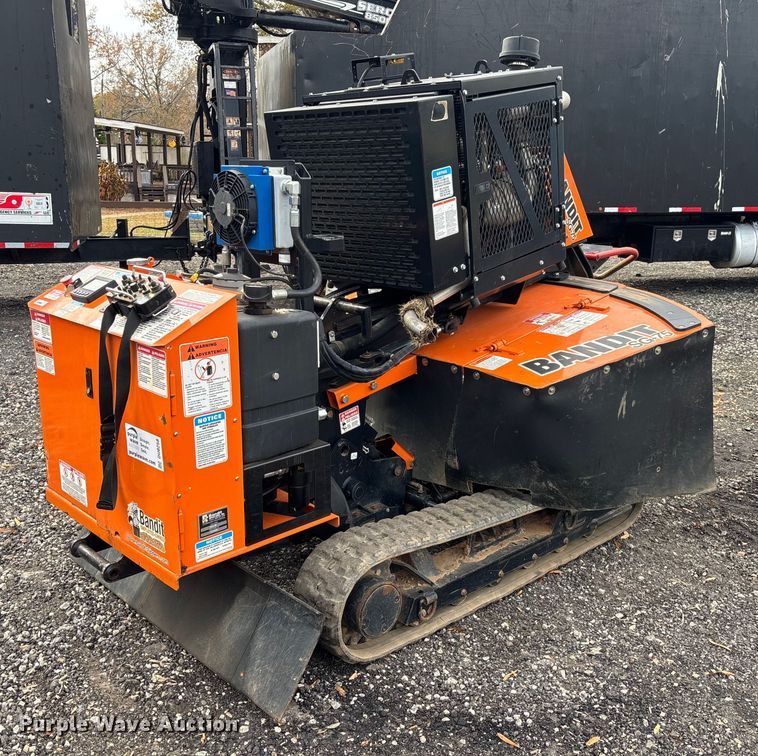 image for item DU0258 2023 Bandit SG-75 stump grinder