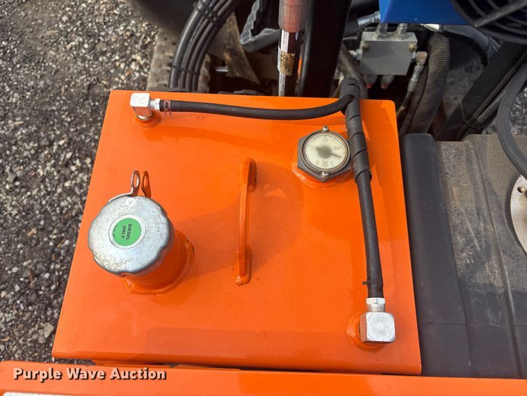 image for item DU0258 2023 Bandit SG-75 stump grinder