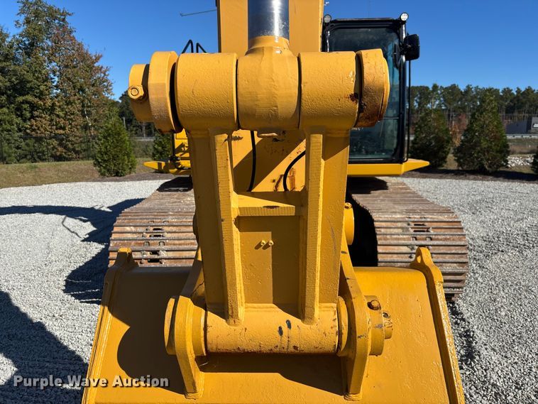 image for item DU0261 2022 Caterpillar 336 excavator