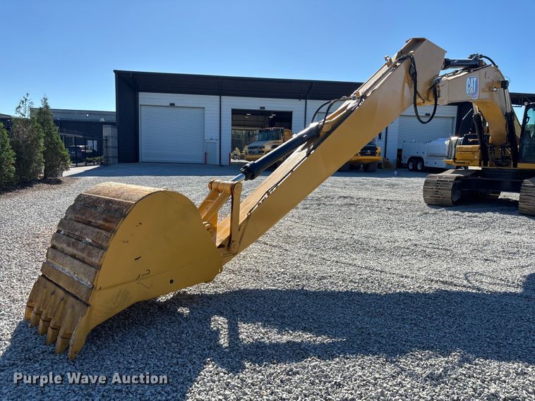 image for item DU0261 2022 Caterpillar 336 excavator