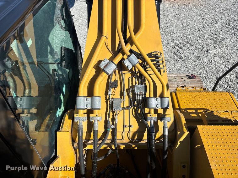 image for item DU0261 2022 Caterpillar 336 excavator