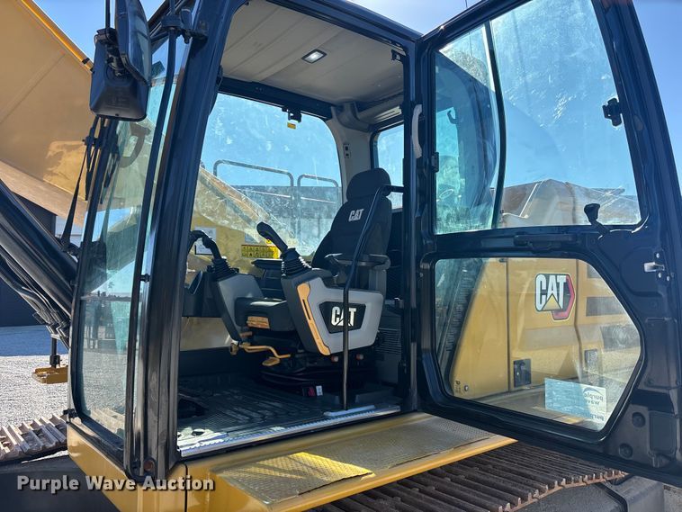 image for item DU0261 2022 Caterpillar 336 excavator