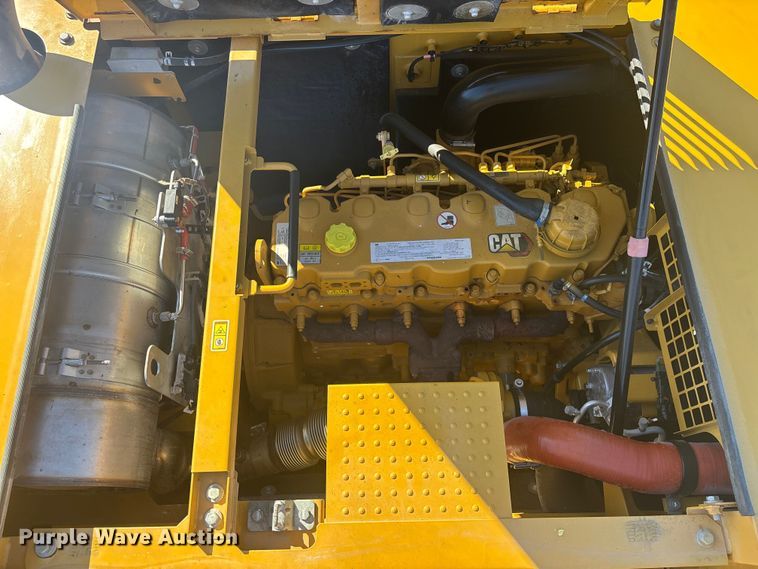 image for item DU0261 2022 Caterpillar 336 excavator