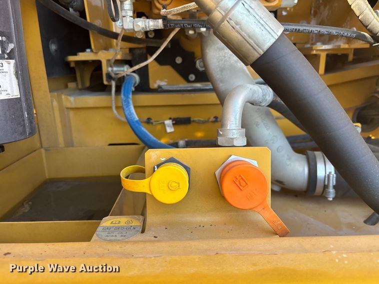 image for item DU0261 2022 Caterpillar 336 excavator