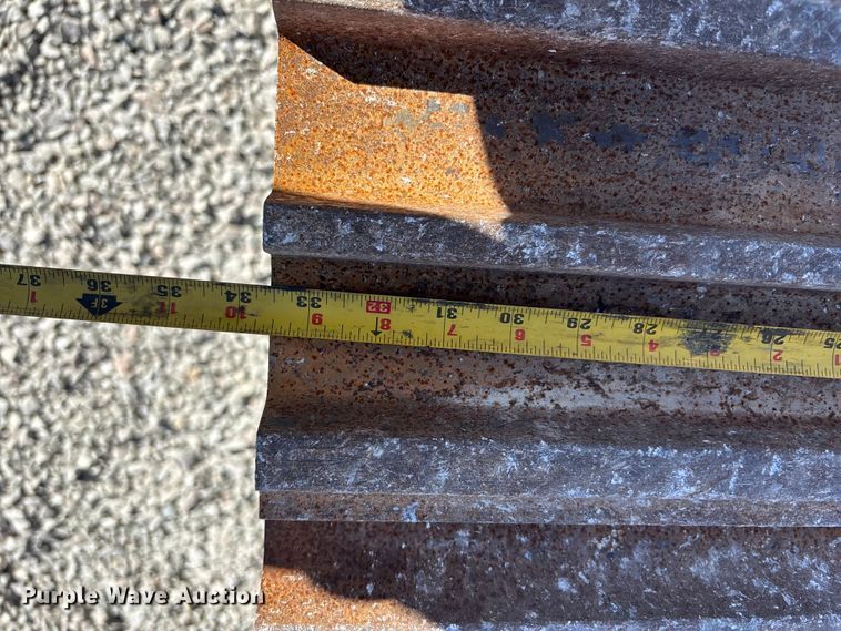 image for item DU0261 2022 Caterpillar 336 excavator