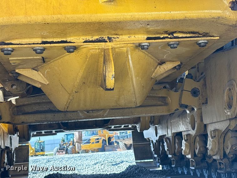 image for item DU0262 2022 Caterpillar D8T dozer