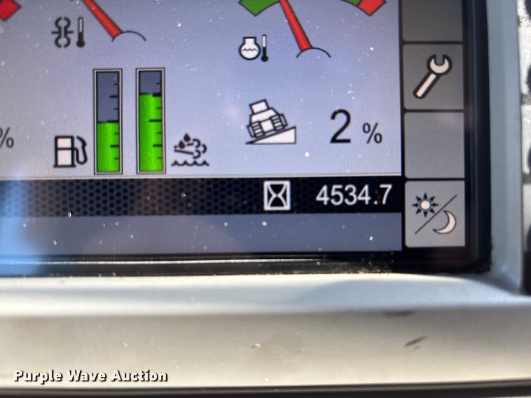 image for item DU0262 2022 Caterpillar D8T dozer