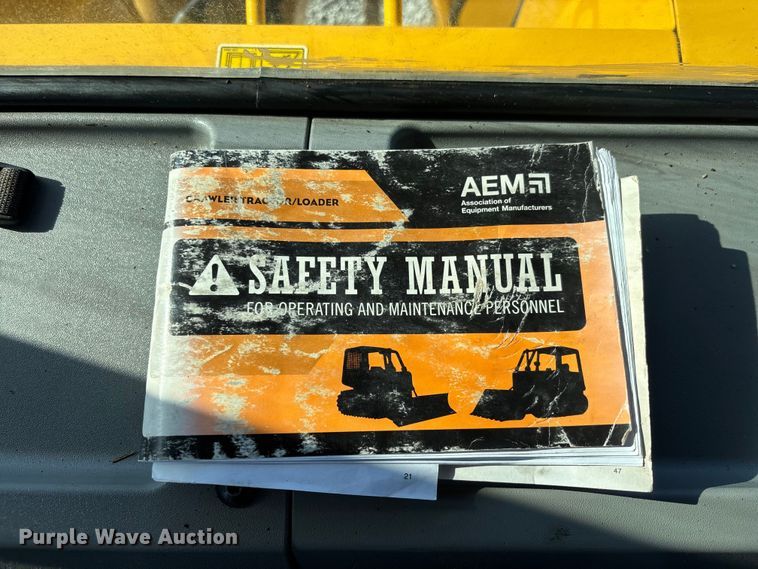 image for item DU0262 2022 Caterpillar D8T dozer