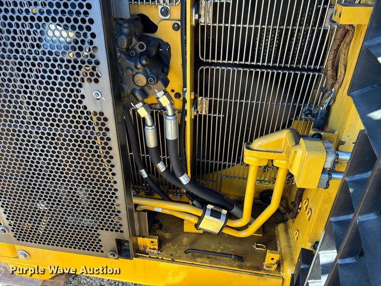 image for item DU0262 2022 Caterpillar D8T dozer