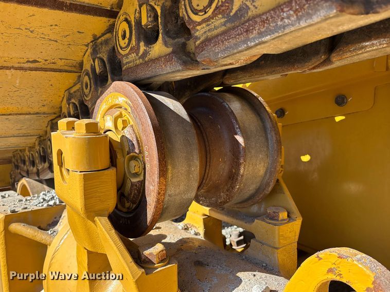 image for item DU0262 2022 Caterpillar D8T dozer