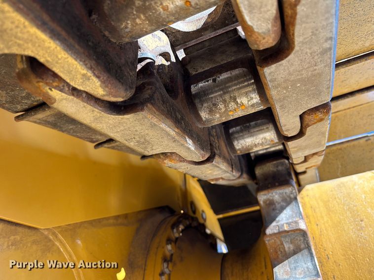 image for item DU0262 2022 Caterpillar D8T dozer