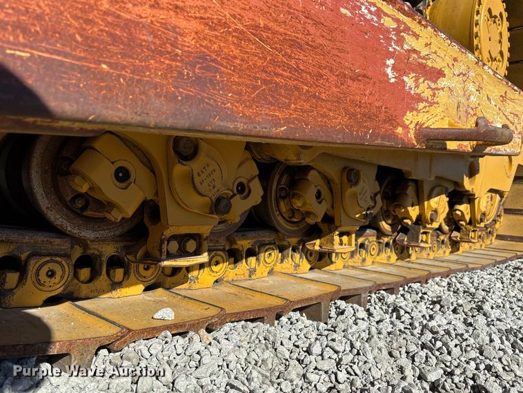 image for item DU0262 2022 Caterpillar D8T dozer