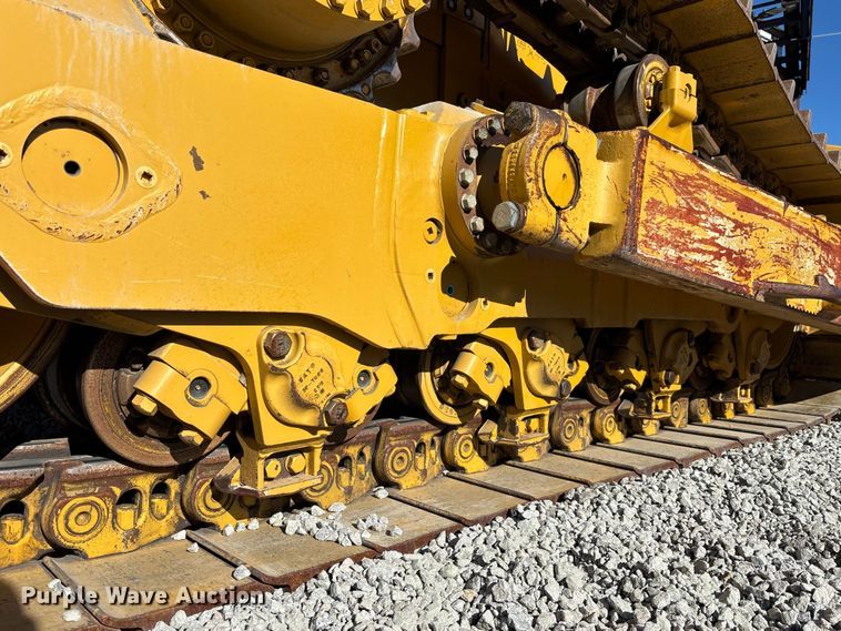 image for item DU0262 2022 Caterpillar D8T dozer