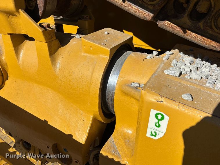 image for item DU0262 2022 Caterpillar D8T dozer