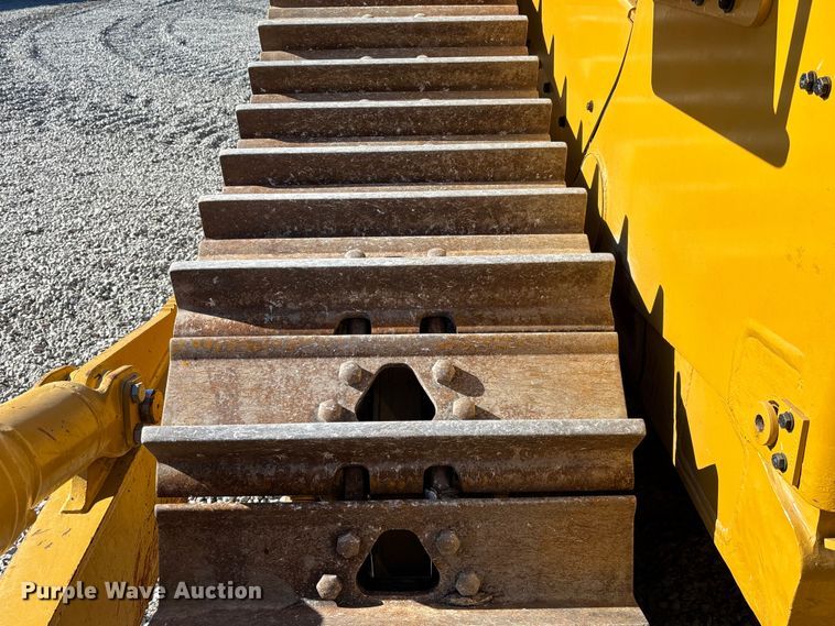image for item DU0262 2022 Caterpillar D8T dozer