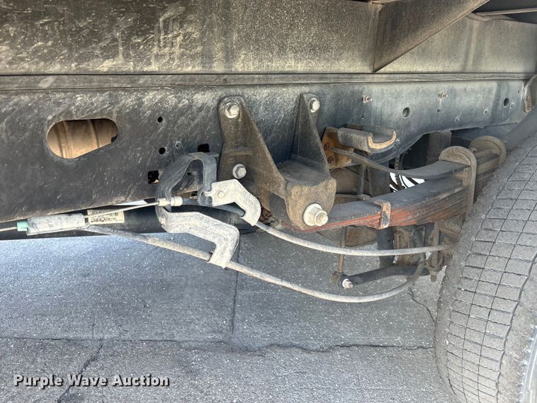 image for item DU0263 2021 Ford F450 Super Duty flatbed truck