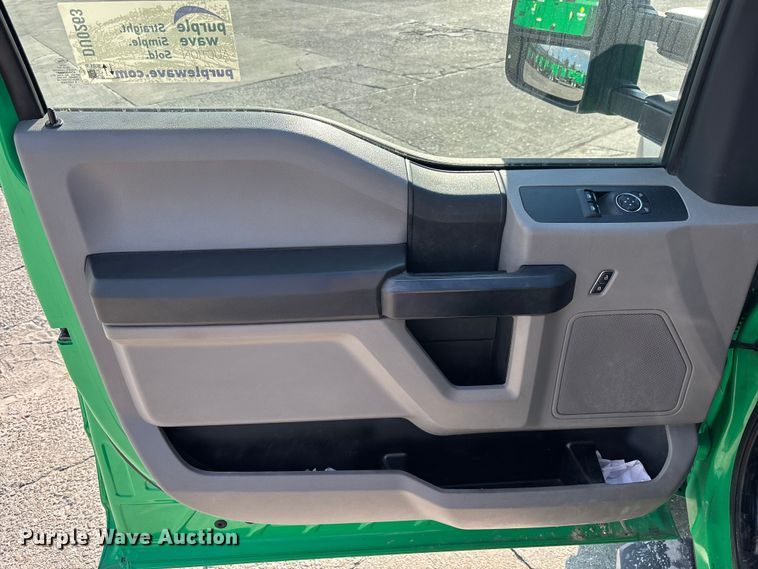 image for item DU0263 2021 Ford F450 Super Duty flatbed truck