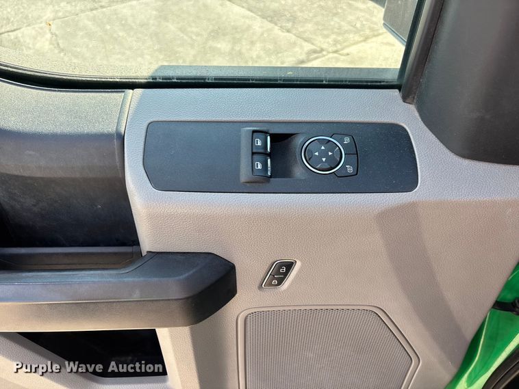 image for item DU0263 2021 Ford F450 Super Duty flatbed truck