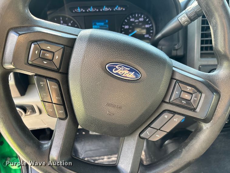 image for item DU0263 2021 Ford F450 Super Duty flatbed truck