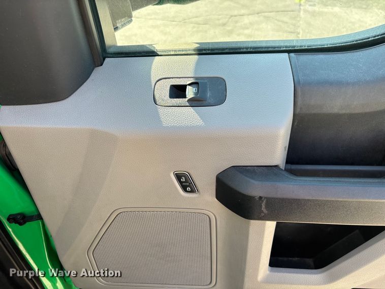 image for item DU0263 2021 Ford F450 Super Duty flatbed truck