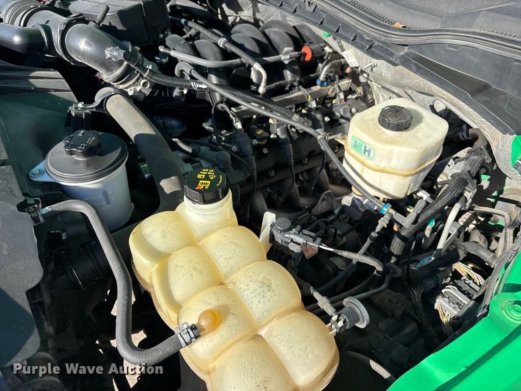 image for item DU0263 2021 Ford F450 Super Duty flatbed truck