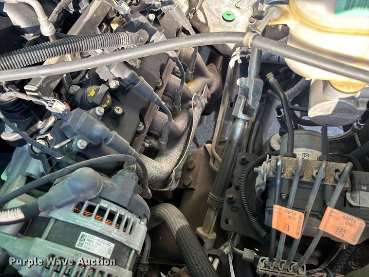 image for item DU0263 2021 Ford F450 Super Duty flatbed truck