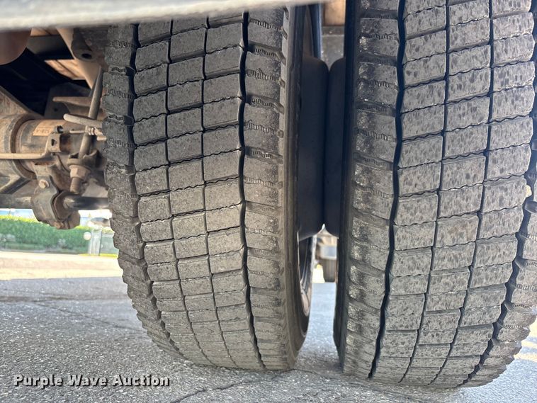 image for item DU0263 2021 Ford F450 Super Duty flatbed truck