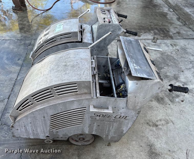image for item DU0264 (2) Soff-cut concrete saws