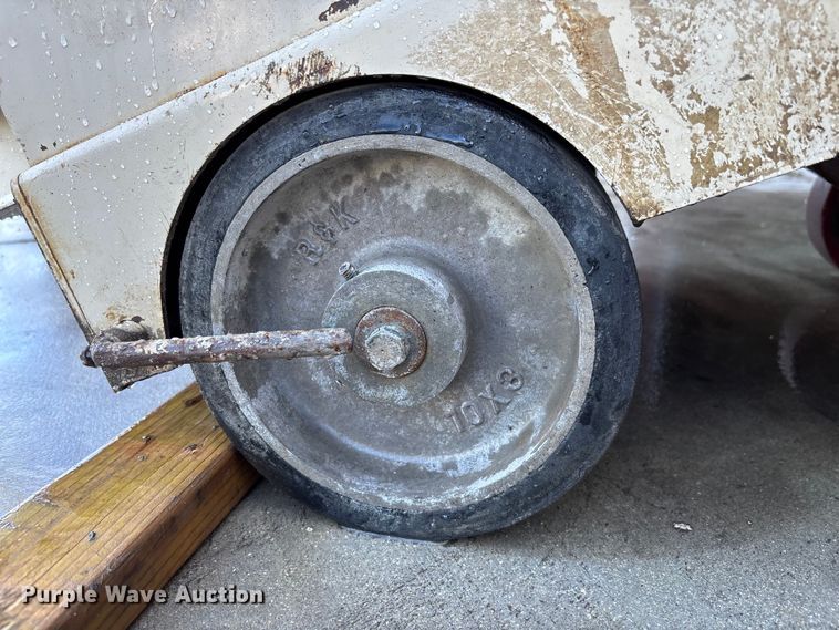 image for item DU0265 EDCO SS36-61D concrete saw