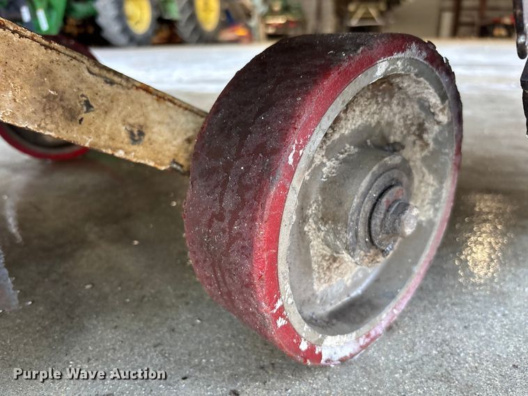 image for item DU0265 EDCO SS36-61D concrete saw