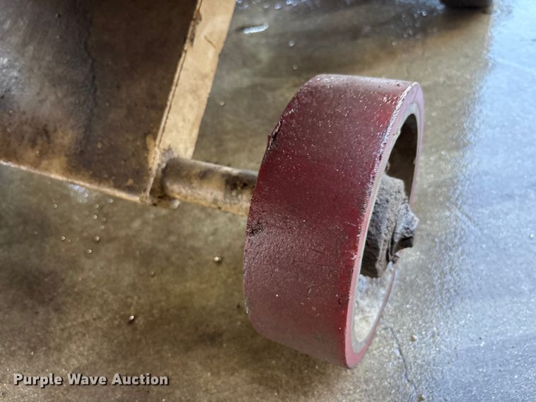 image for item DU0265 EDCO SS36-61D concrete saw