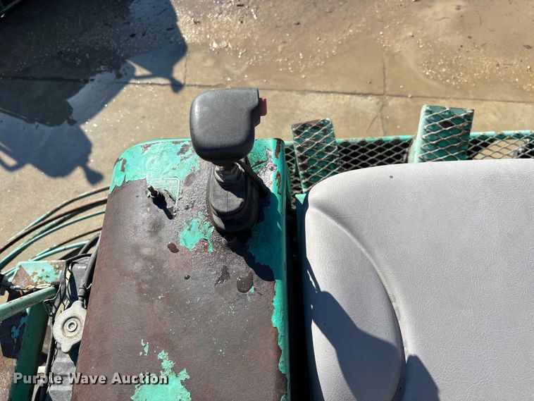 image for item DU0267 MultiQuip STH55JDTCSL power trowel