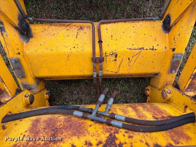 image for item DU0286 1994 JCB 214 backhoe