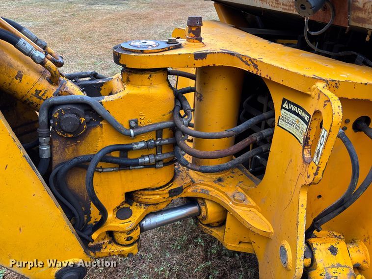 image for item DU0286 1994 JCB 214 backhoe